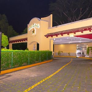 Hotel Estrella